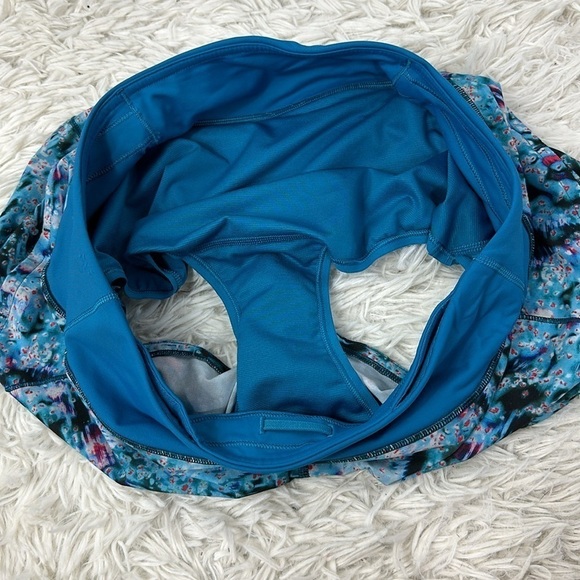 Lululemon Speed Up Short *2.5" Quick Start Multi / Hawaiian Blue - Picture 2 of 4